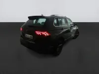 Begagnad VW Tiguan R-line 150 HK (110 kW) 2022 Grå SUV