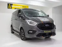 Usado Ford Transit Custom Limited 150 CV (110 kW) 2022 Gris / plata Van