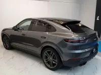 Usado Porsche Cayenne 462 CV (339 kW) 2019 Gris SUV