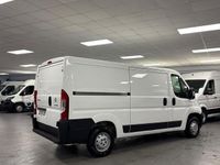 Usado Citroën Jumper 140 CV (102 kW) 2021 Blanco Monovolumen