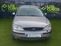 Usado Ford Mondeo Ghia 145 CV (106 kW) 2002 Marrón