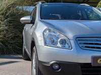 Usado Nissan Qashqai +2 Tekna 140 CV (102 kW) 2009 Gris / plata SUV