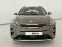 Usado Kia Stonic 84 CV (61 kW) 2023 Gris SUV