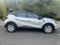 Usado Renault Captur Evolution 90 CV (66 kW) 2023 Gris / plata SUV