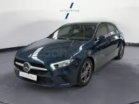 Usado Mercedes A180 116 CV (85 kW) 2020 Azul Berlina
