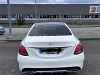 Usado Mercedes C220 AMG line 170 CV (125 kW) 2015 Blanco Familiar