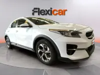 Usado Kia XCeed 120 CV (88 kW) 2022 Blanco SUV