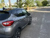 Usado Renault Captur Zen 120 CV (88 kW) 2015 Gris / plata SUV