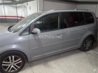 Usado VW Touran 140 CV (102 kW) 2007 Gris / plata Monovolumen