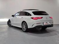 Usado Mercedes CLA200 Shooting Brake 163 CV (119 kW) 2020 Blanco Familiar