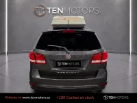 Usado Fiat Freemont Urban 140 CV (102 kW) 2014 Gris / plata SUV
