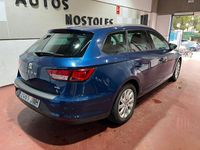 Usado Seat Leon Style 110 CV (80 kW) 2016 Azul Familiar