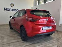 Begagnad Renault Clio V Intens 91 HK (66 kW) 2022 Röd Halvkombi