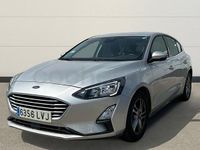 Usado Ford Focus Trend 125 CV (91 kW) 2021 Gris / plata Berlina