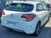 Usado Citroën C4 Shine 120 CV (88 kW) 2016 Blanco Berlina