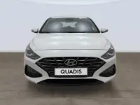 Usado Hyundai i30 120 CV (88 kW) 2022 Blanco Berlina
