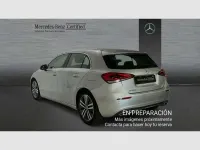 Usado Mercedes A180 136 CV (100 kW) 2022 Plateado Utilitario