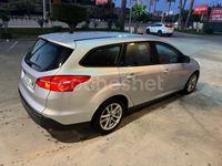 Usado Ford Focus Trend 95 CV (69 kW) 2017 Gris / plata Familiar