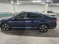 Usado VW Passat R-line 150 CV (110 kW) 2020 Azul Familiar