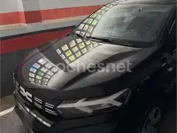Usado Dacia Sandero Essentiel 91 CV (66 kW) 2023 Negro Berlina