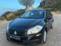 Usado Suzuki SX4 GLX 135 CV (99 kW) 2014 Marrón SUV