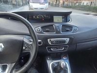 Usado Renault Grand Scénic IV LIMITED 131 CV (96 kW) 2016 Burdeos Monovolumen