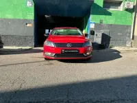 Usado VW Passat Edition 105 CV (77 kW) 2013 Rojo Familiar