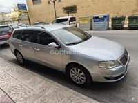 Usado VW Passat Advance 140 CV (102 kW) 2005 Gris / plata Familiar