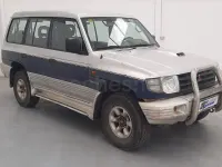 Usado Mitsubishi Montero Select 125 CV (91 kW) 2000 Gris / plata SUV