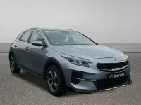 Usado Kia XCeed 120 CV (88 kW) 2020 Gris SUV