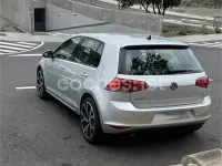 Usado VW Golf VII Business 105 CV (77 kW) 2016 Gris / plata Berlina
