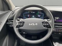 Usado Kia Niro 129 HP (94 kW) 2024 Branco SUV