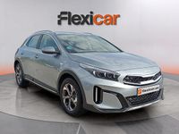 Usado Kia XCeed 136 CV (100 kW) 2024 Gris SUV