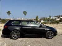 Usado Opel Astra Sport 160 CV (117 kW) 2011 Negro Familiar