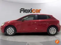 Usado Seat Ibiza Reference 75 CV (55 kW) 2018 Rojo Utilitario