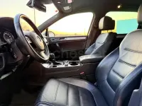 Usado VW Touareg 262 CV (192 kW) 2015 Gris / plata SUV