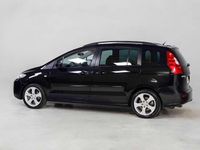 Usado Mazda 5 Sportive 143 HP (105 kW) 2007 Preto Monovolume