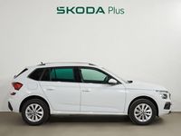 Usado Skoda Kamiq Selection 116 CV (85 kW) 2025 Blanco SUV