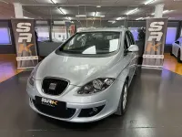 Usado Seat Altea XL Reference 105 CV (77 kW) 2008 Gris / plata Monovolumen