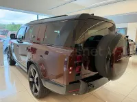 Usado Land Rover Defender SE 249 CV (183 kW) 2026 Rojo SUV