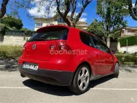 Usado VW Golf V GTI 200 CV (147 kW) 2007 Rojo Berlina