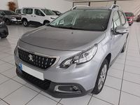Usado Peugeot 2008 Style 110 CV (80 kW) 2017 Gris SUV