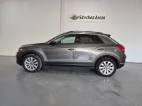 Käytetty VW T-Roc Advance 150 HP (110 kW) 2021 Harmaa Katumaasturi