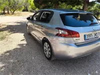 Usado Peugeot 308 Style 120 CV (88 kW) 2016 Gris / plata Berlina