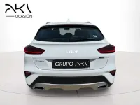 Usado Kia XCeed 141 CV (103 kW) 2022 Blanco SUV