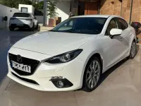 Usado Mazda 3 Luxury 150 CV (110 kW) 2013 Blanco Berlina