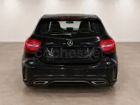 Usado Mercedes A180 AMG line 122 CV (89 kW) 2016 Negro Utilitario