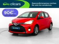 Usado Toyota Yaris City 99 CV (72 kW) 2015 Rojo Utilitario