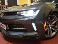 Usado Chevrolet Camaro 405 CV (297 kW) 2018 Gris / plata Coupe