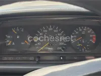 Usado Mercedes 190 136 CV (100 kW) 1990 Granate Berlina